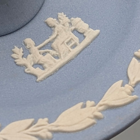 英国ヴィンテージ ウェッジウッド ジャスパーウェア製 リングホルダー ペールブルー